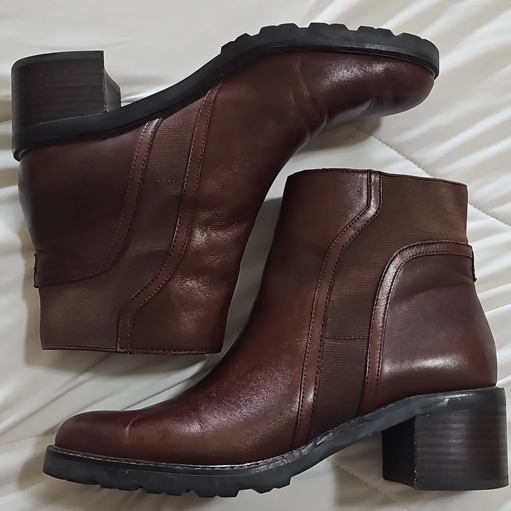 Women's Brown Leather Boots  By Crown Vintage - Picture 3 of 5
